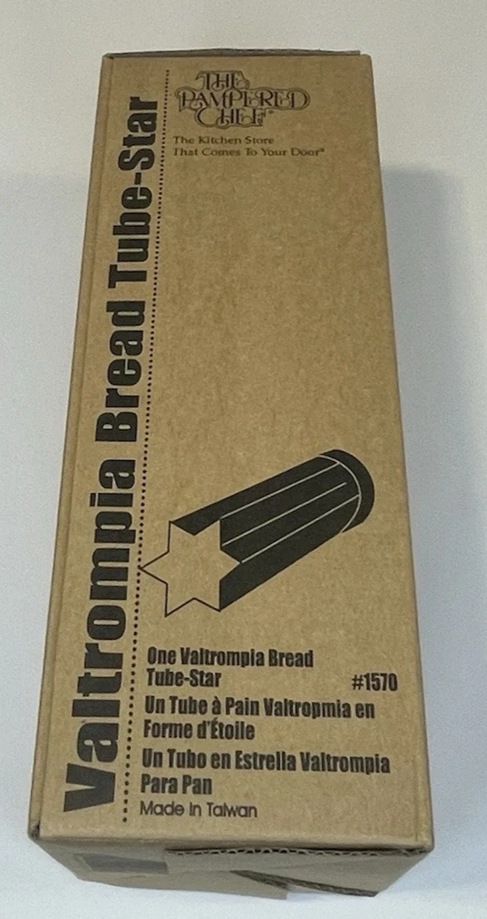 The Pampered Chef Valtrompia Star shape Bread Tube #1570 Metal - NIB